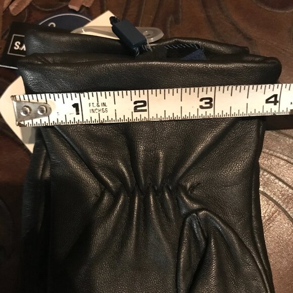 NEW Cole Haan Women's Quilted Leather Gloves - NWT - Picture 4 of 6